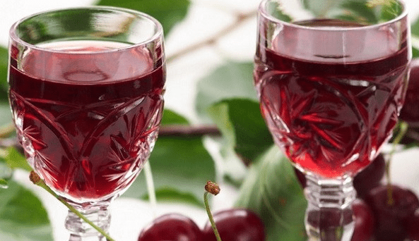 Вино из подпорченной вишни. Как сделать вино из вишни, рецепты