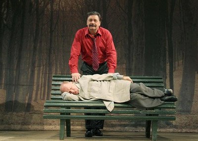 Под занавес уходящего года Художественный театр разразился самой яркой и запоминающейся премьерой текущего сезона. Кирилл Серебренников выпустил на большой сцене МХТ "Лес" Островского