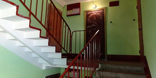 К чему приснился подъезд? Мыть подъезд сонник толкование снов.
